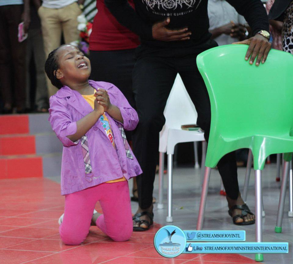 five year old samara in deep worship