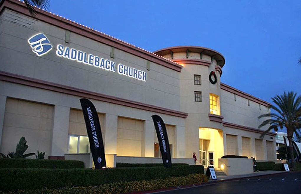 Southern Baptist Convention Considers Cutting Ties with Saddleback Church Over Its Ordination of Women Pastors