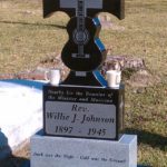 Bling Willie Monument