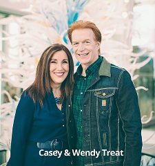 Casey And Wendy Treat