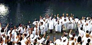 94 Former Muslims Baptised In Arabian Sea With Intense Shouting and Cries Of Joy (Photos)